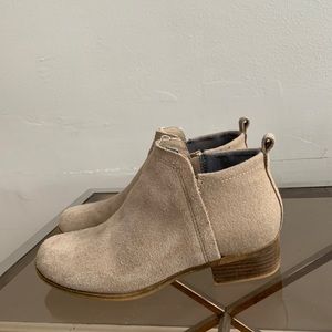 Toms booties